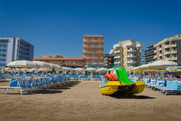 bagni-gilberto-spiaggia-pesaro